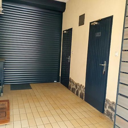 Apartment With Terrace Nona Pavla 톨민 외부 사진