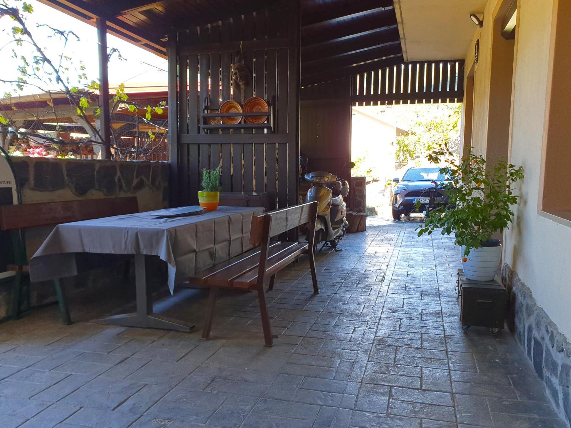 Apartment With Terrace Nona Pavla 톨민 외부 사진