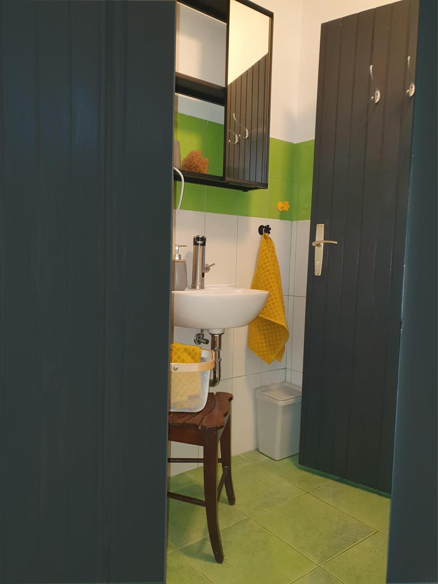 Apartment With Terrace Nona Pavla 톨민 외부 사진