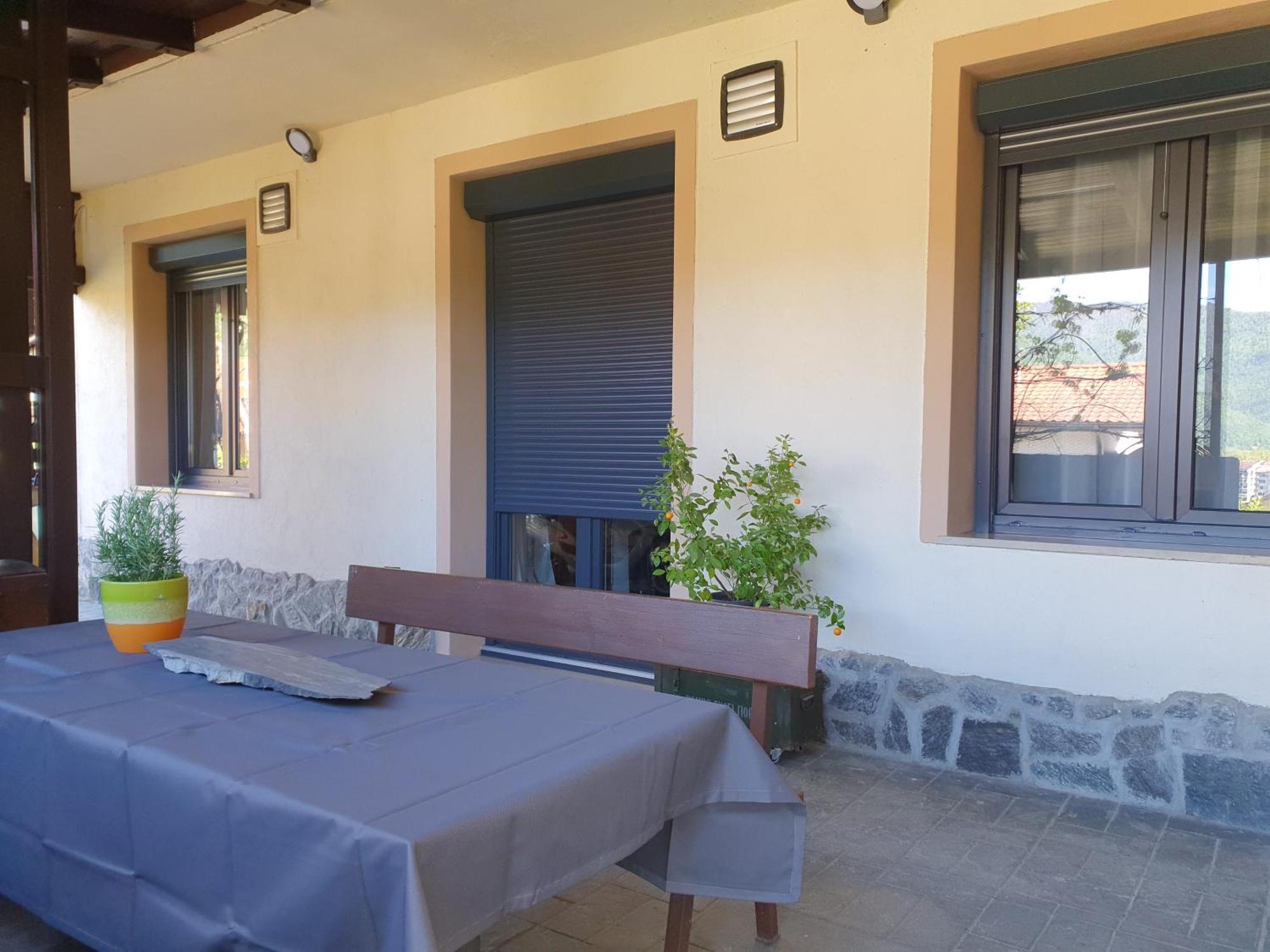 Apartment With Terrace Nona Pavla 톨민 외부 사진