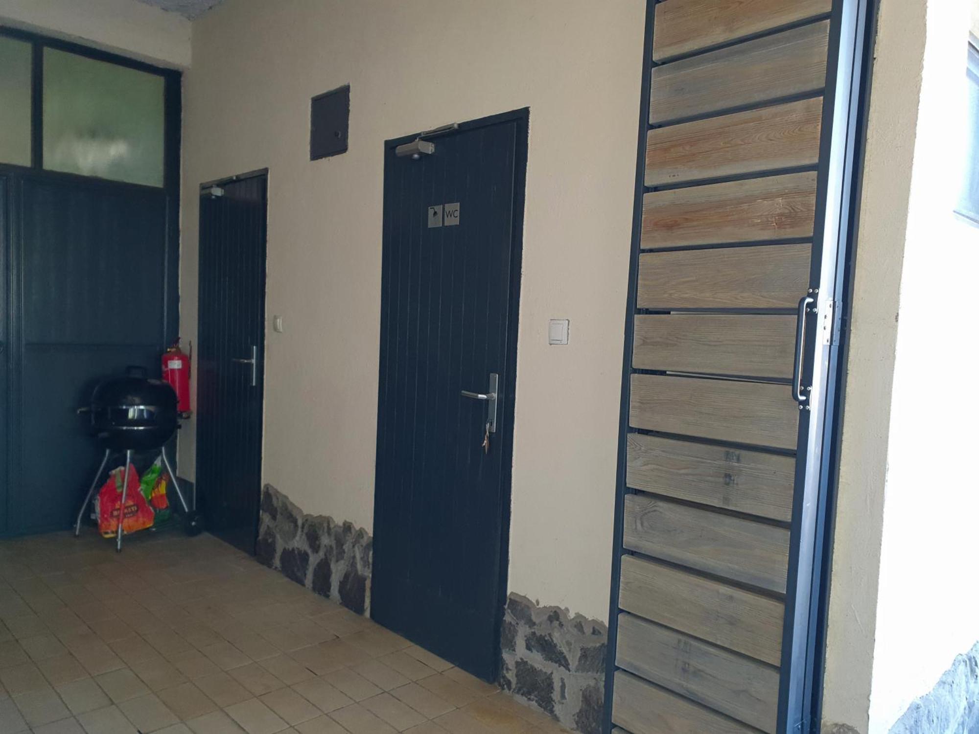 Apartment With Terrace Nona Pavla 톨민 외부 사진