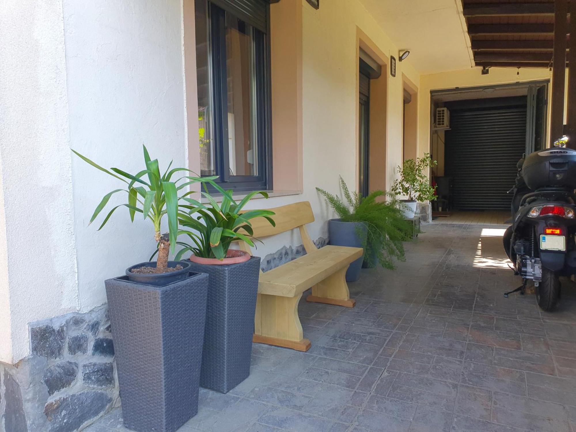 Apartment With Terrace Nona Pavla 톨민 외부 사진