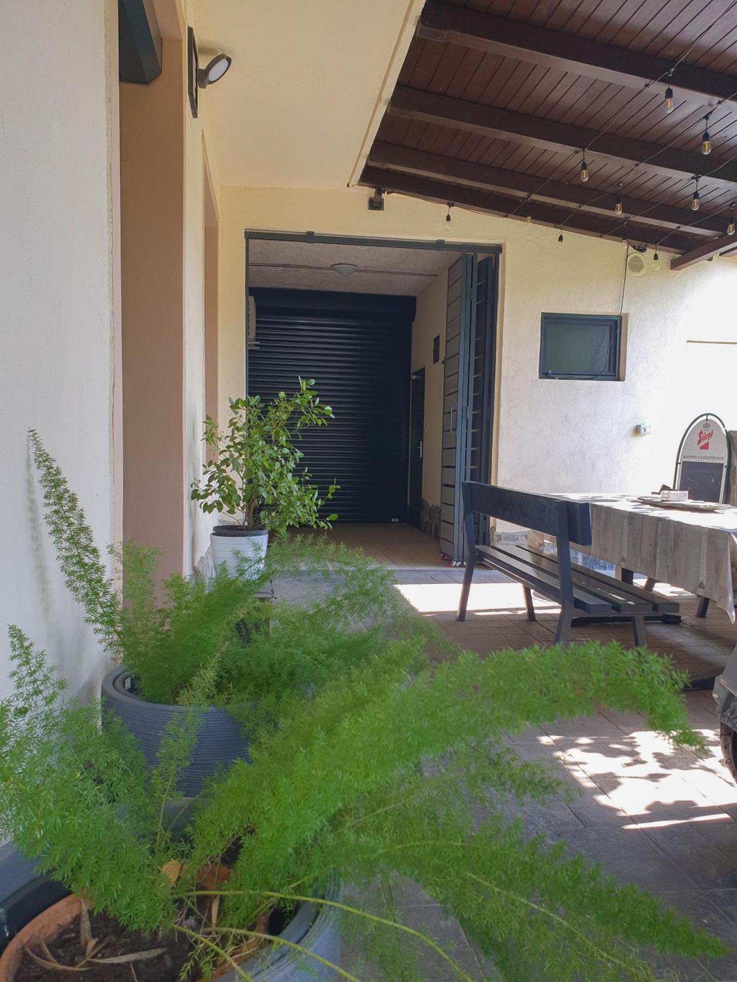 Apartment With Terrace Nona Pavla 톨민 외부 사진